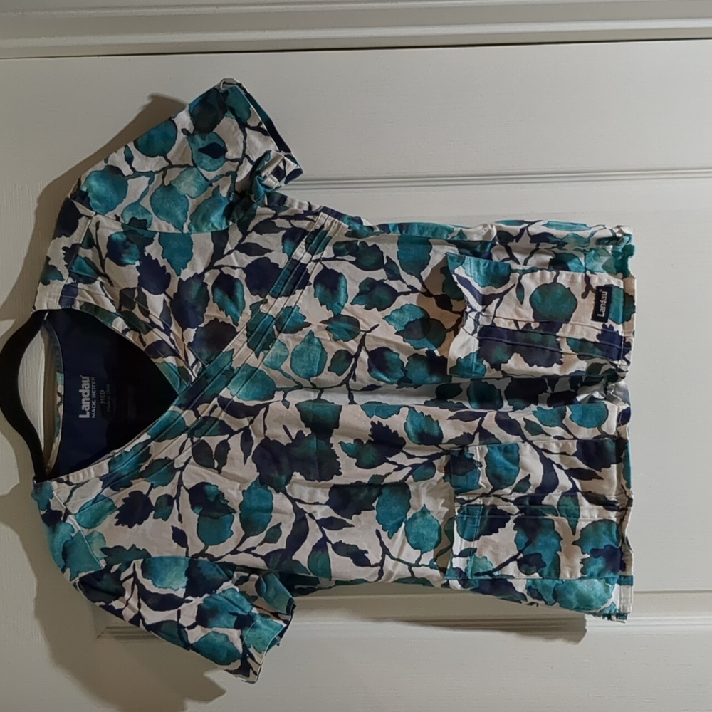 Landau nursing scrubs top. Size med. Cotton and spandex. Blue green floral.